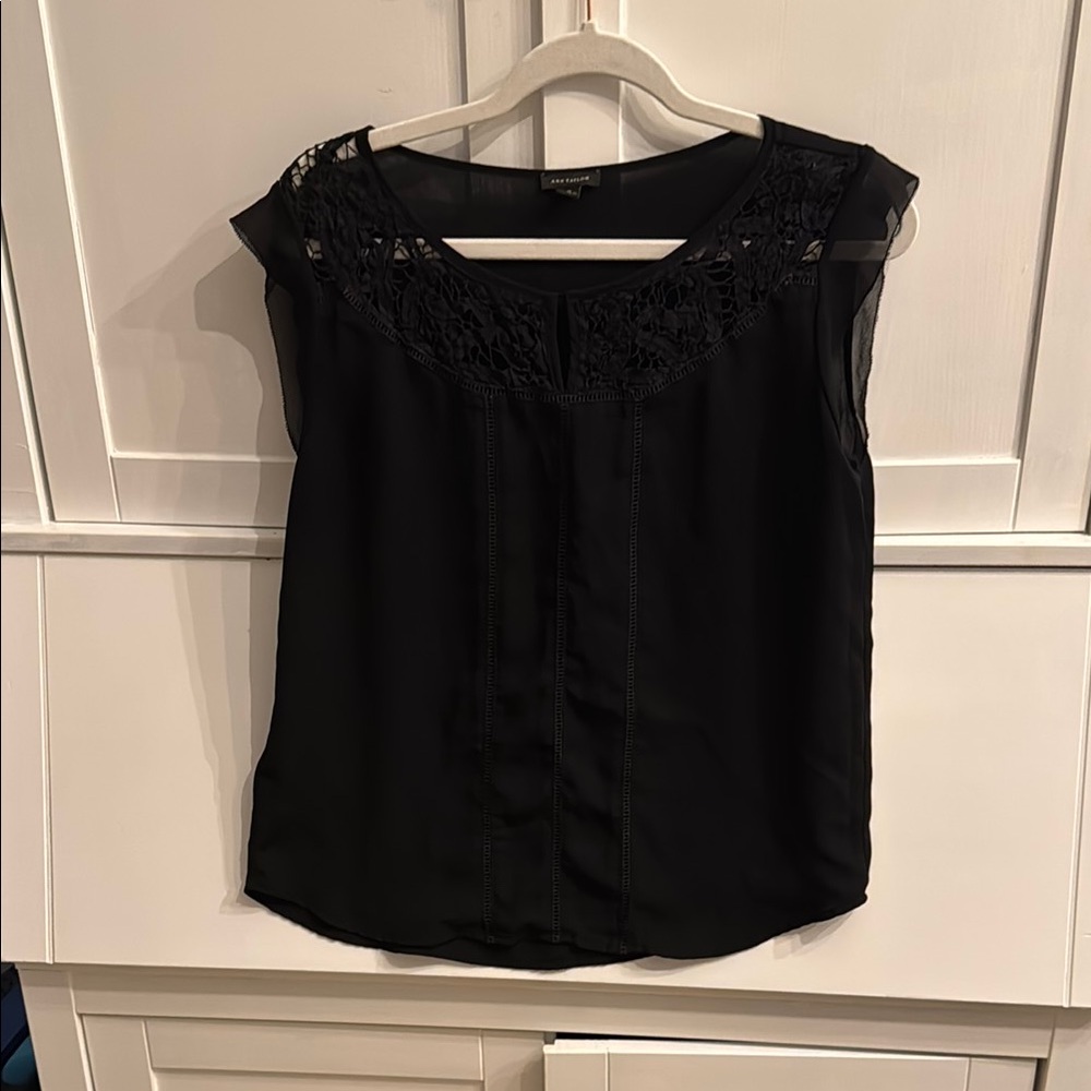 Ann Taylor Black Sleeveless Blouse